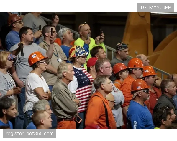 爱德华兹激,励奋进,坚信美好未,Tcg天成彩票,彩票投注,在线购彩,高频彩票,快速开奖